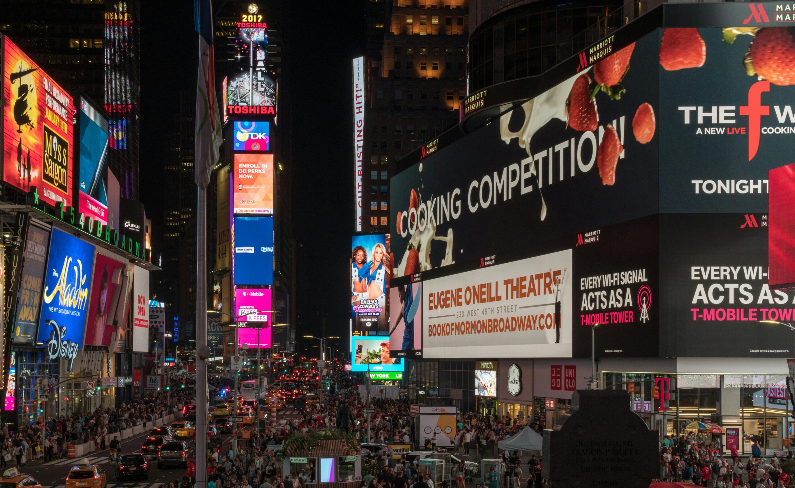 The New Era of Outdoor Advertising: A Strategic Guide for Digital Growth